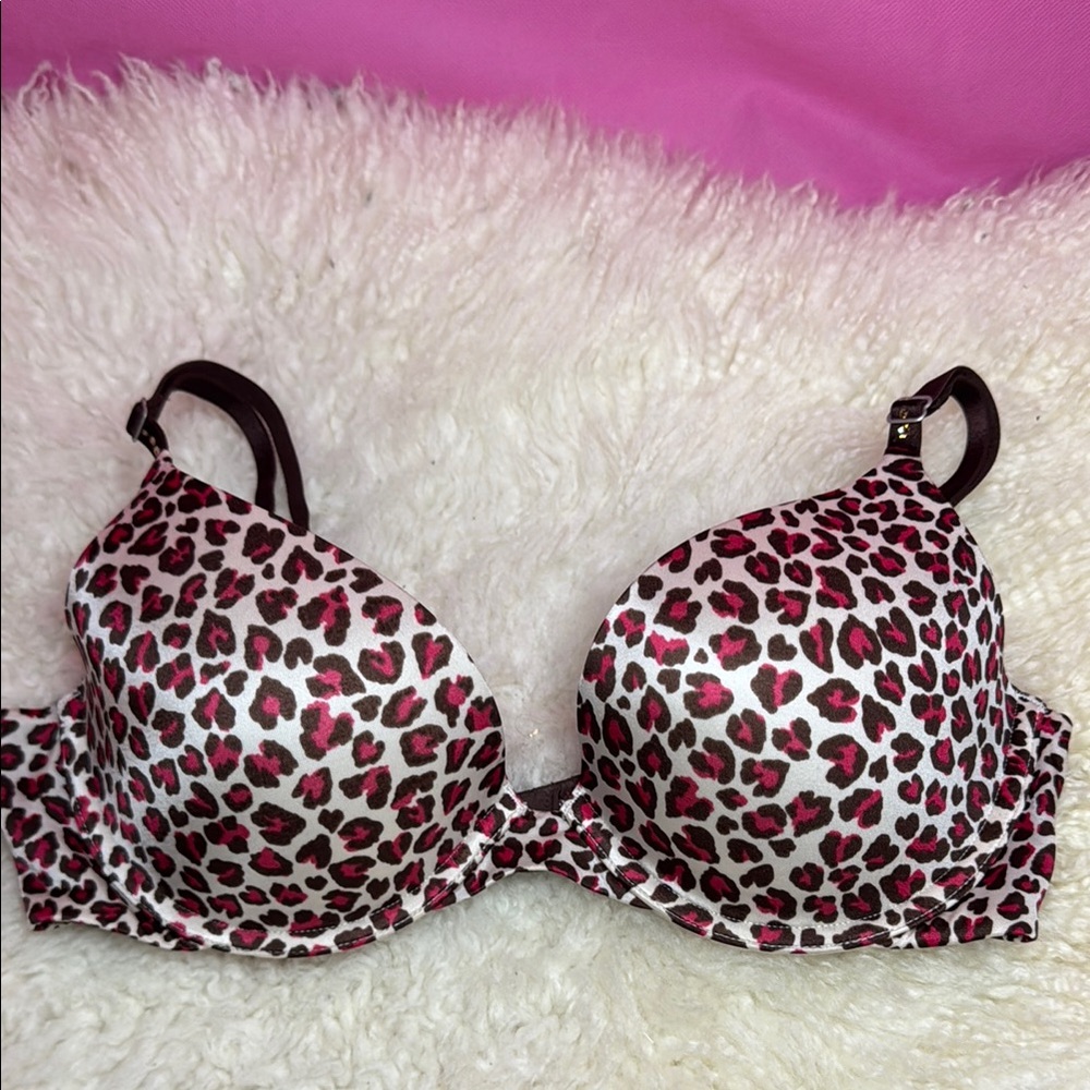 Vintage Victoria’s Secret Biofit Leopard Print Satin Bra 34C